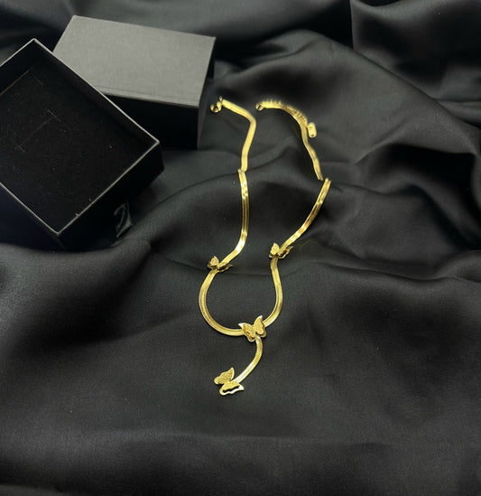 Papillon Grace – Gold Butterfly Necklace