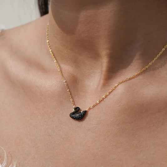 Noir Grace – Black Swan Pendant Necklace